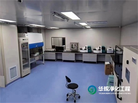 在檢驗科裝修時，如何確保施工質量和進度？